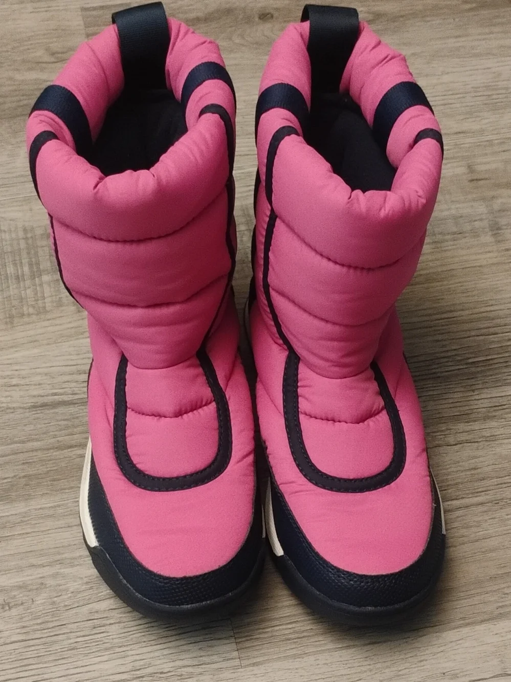 Sorel Kids Pink and Navy Puffer Winter Boots Size 4